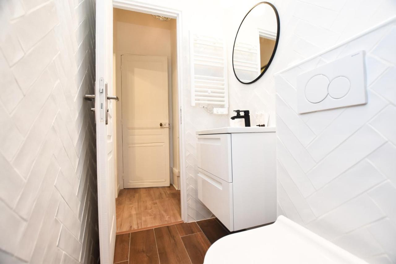 Cmg Michel Bizot / Trousseau Apartment Париж Екстериор снимка